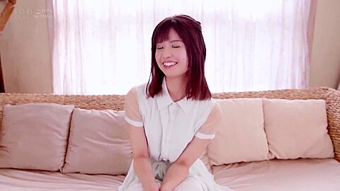 「こんな美少女とヤレるなんて最高なｗ」業界一インテリ？偏差値72でエロエロな女、色白美乳、幼膣パイパンを暴かれる処女作ｗ