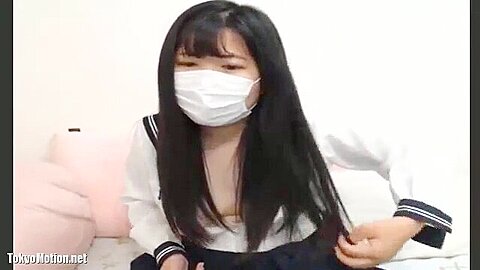 むっちり巨乳コスプレ美女の悶絶乳揉み！制服の下で肉を暴かれ、とろんとした表情で溺れる極上の瞬間「エロライブチャット」